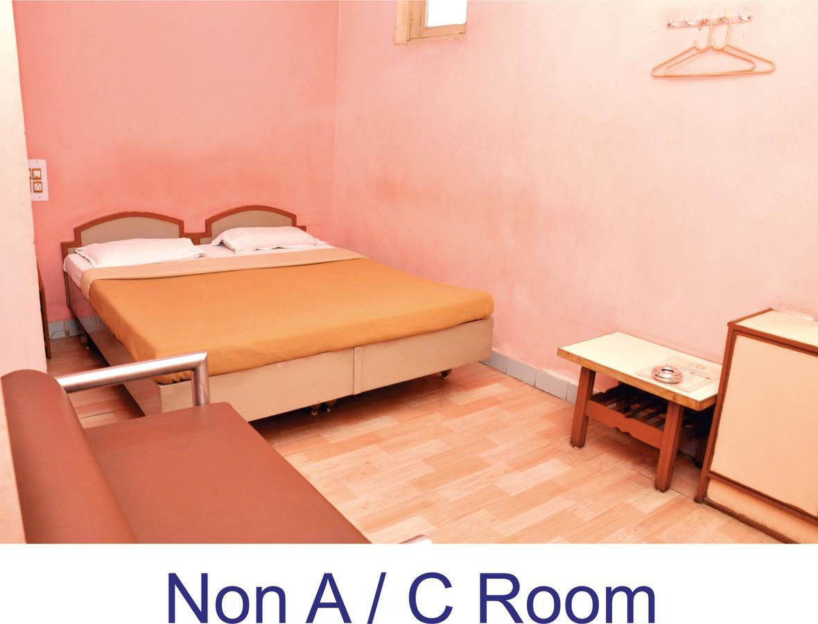 Hotel Baba Radźkot Zewnętrze zdjęcie